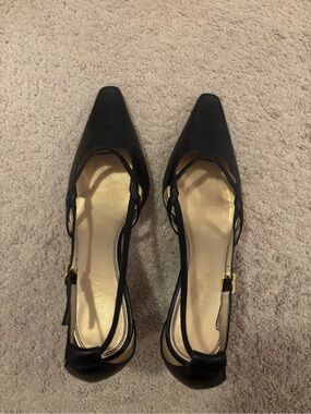 Unisa Black Pointed Slingback Heels